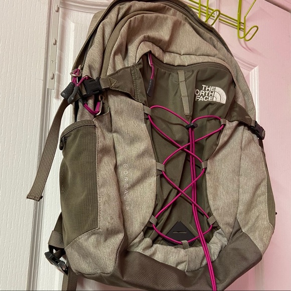 NORTHFACE Borealis Backpack - Picture 4 of 7